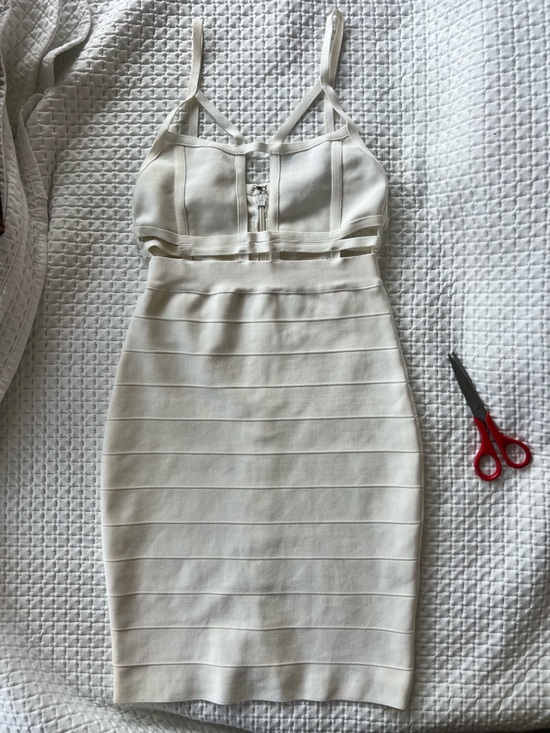 Herve Leger Dresses & Skirts - Herve Leger Gorgeous Ivory Bandage Dress with Strappy Bust